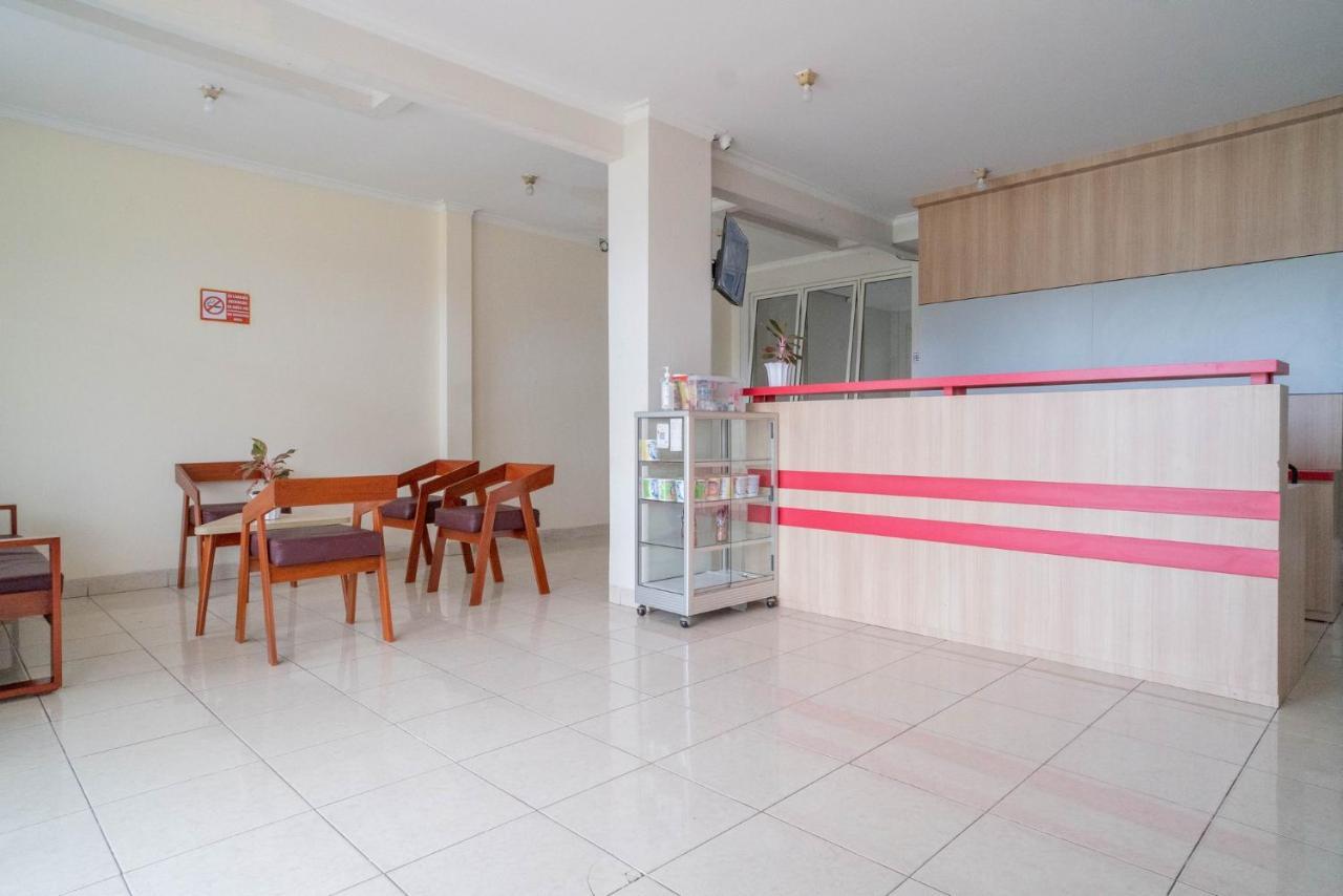Mroom Residence Near Umn Gading Serpong Redpartner Cicayur Exterior foto